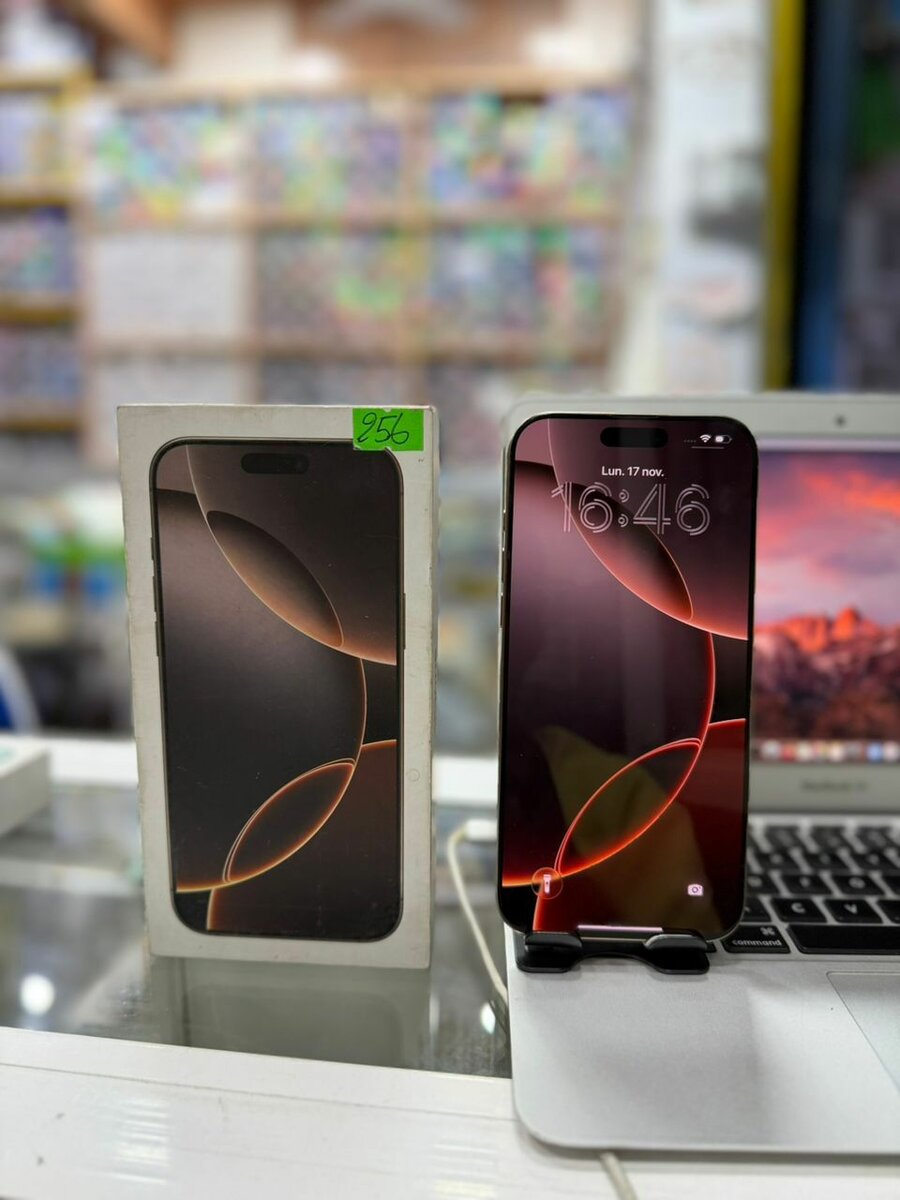 16Pro Max 256 Go 2nd main