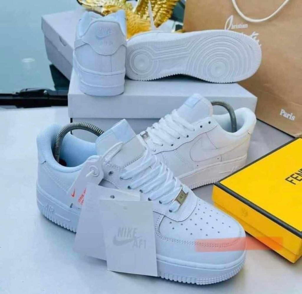 Air Force 1 sneakers