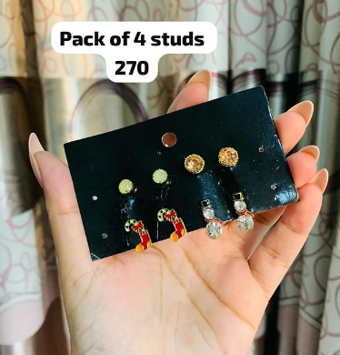 Pack of 4 studs 
