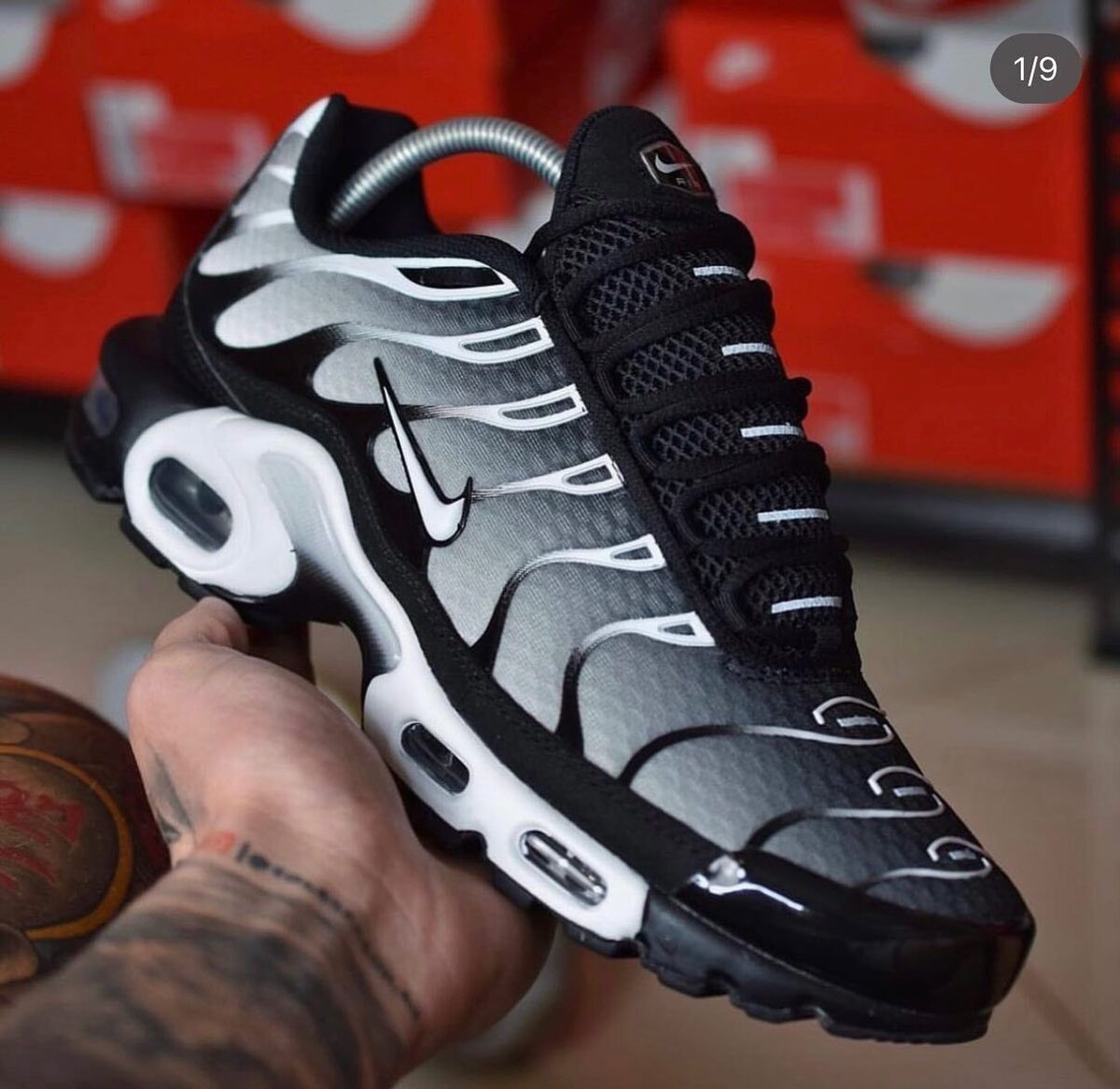 Nike Air Max TN Noir Blanc