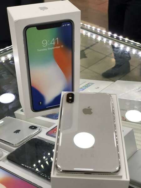 iPhone X 64Gb