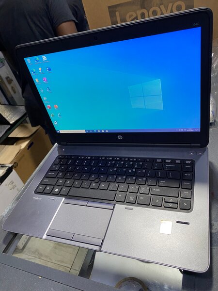 Ordinateur portable HP i5