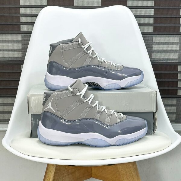 Baskets hautes sport grises