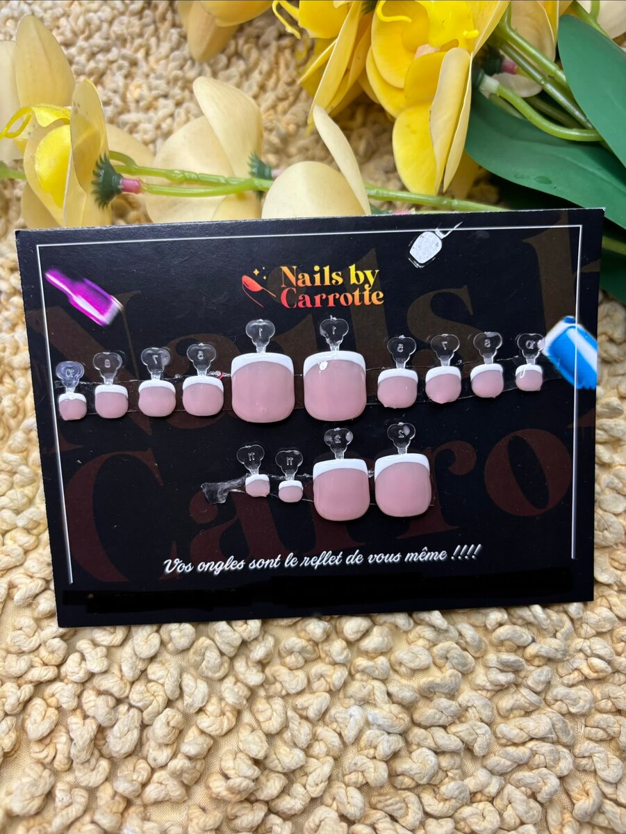 Ongles Roses Acryliques Faux