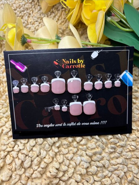 Ongles Roses Acryliques Faux