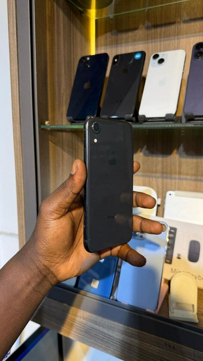 iPhone XR