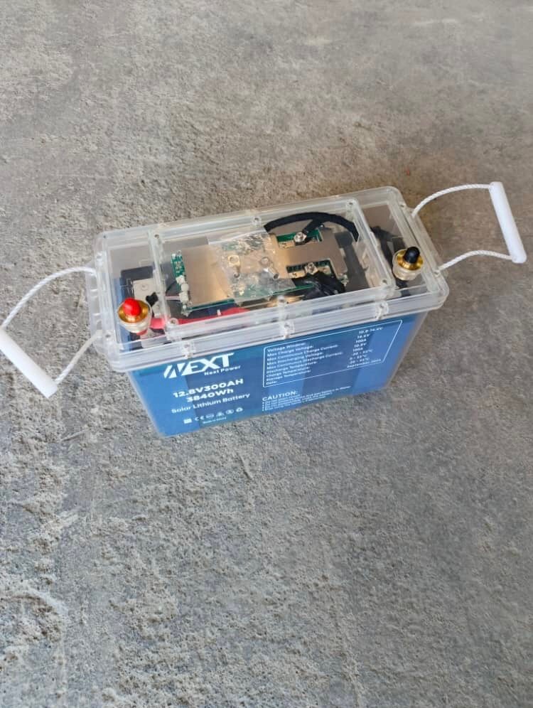 12.8volts300ah lithium battery