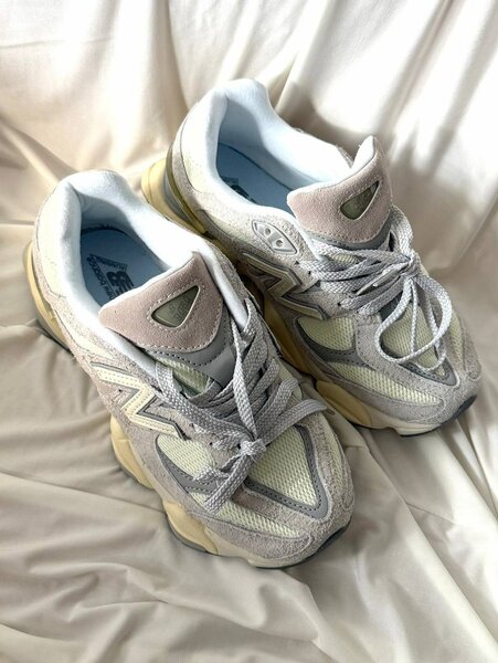 New Balance 9060
