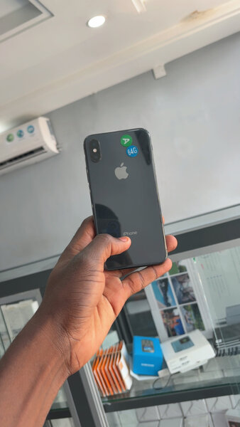 iPhone X  64 Go 4G