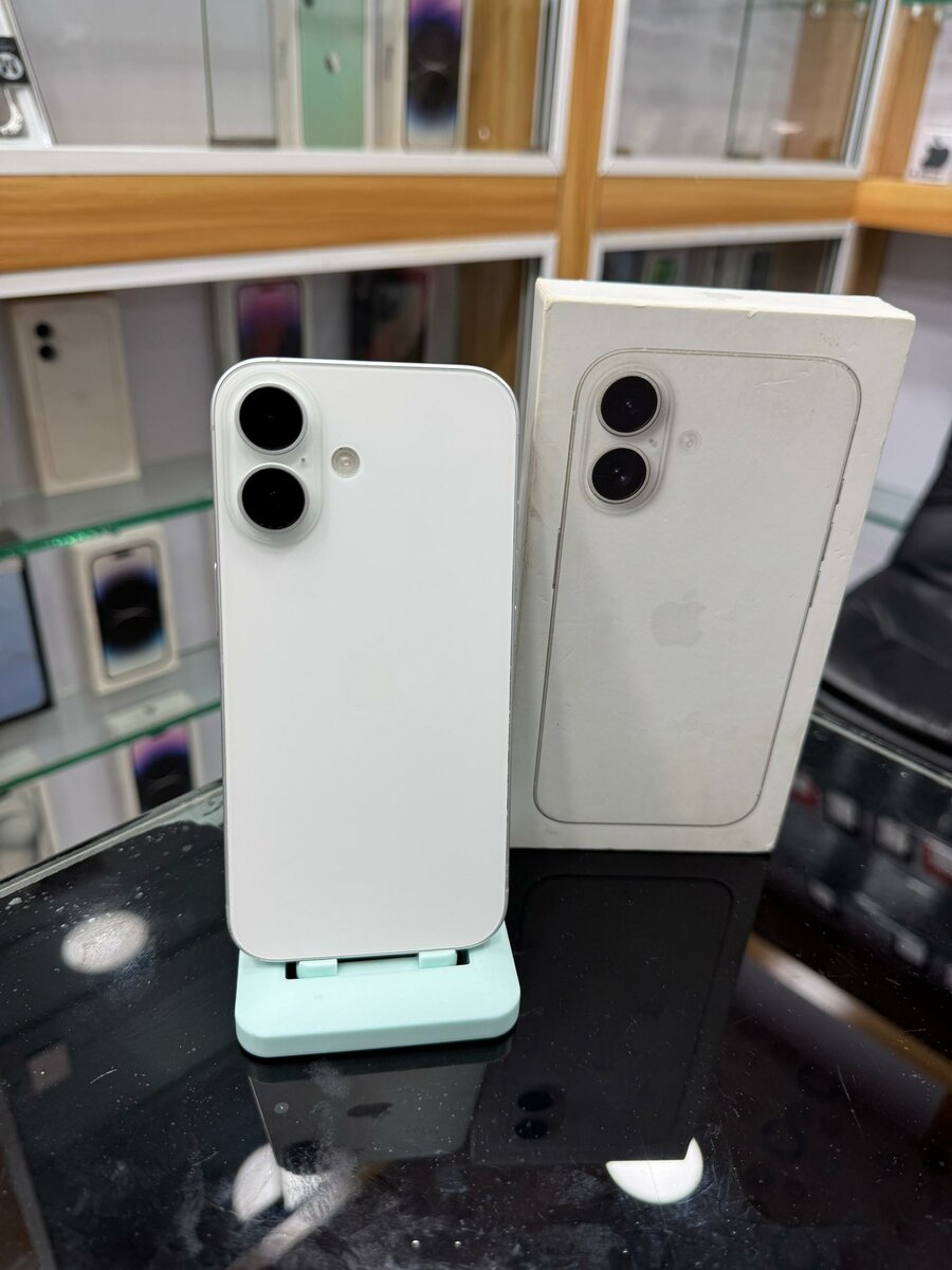 iPhone  16 simple 128 giga ave