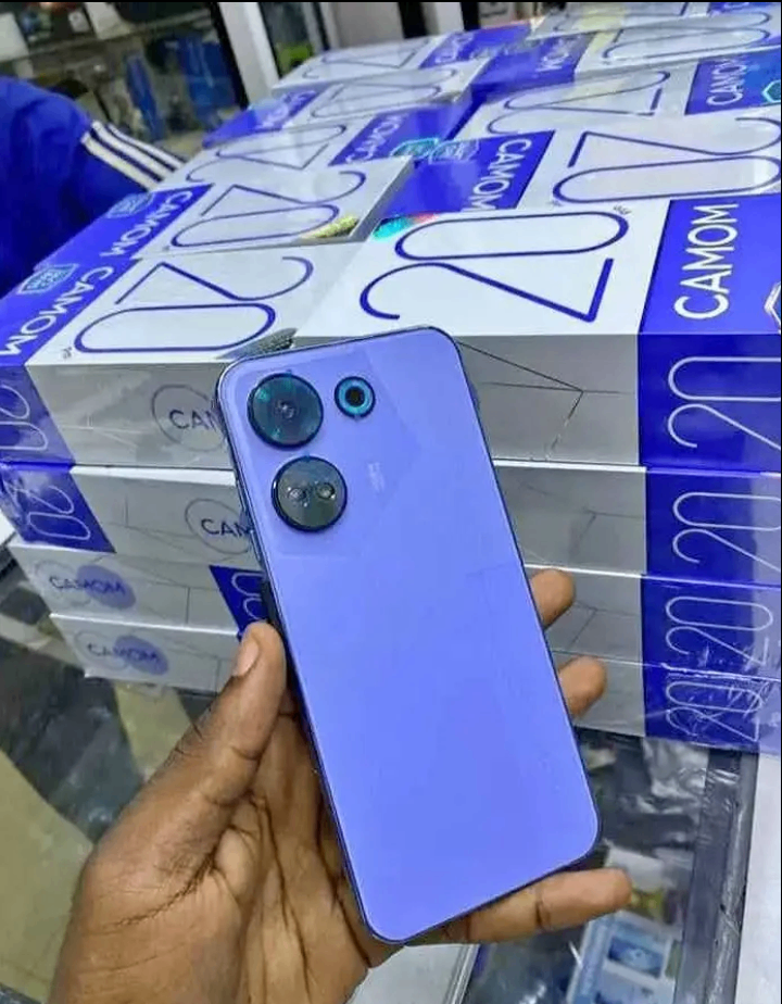 Techno Camon 20 Violette