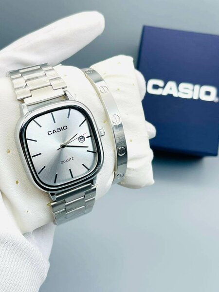 Montre Casio avec bracelet