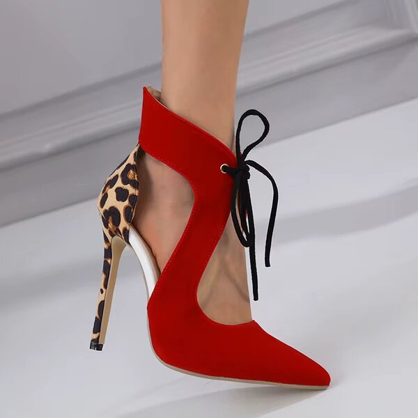 Escarpins rouges talons léopard