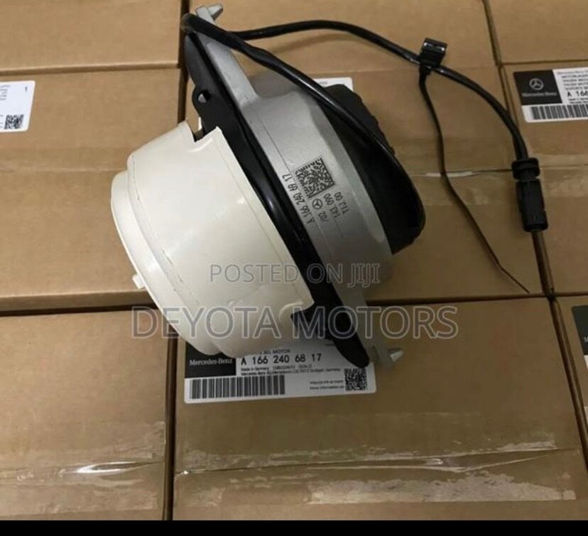 Engine seat for Mercedes Benz Cars Available