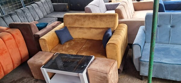 Fauteuils 2 places avec poufs