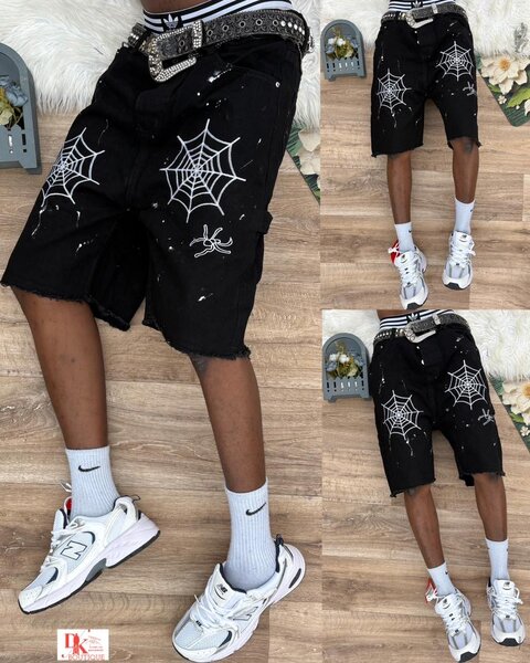 Short noir à motif toile