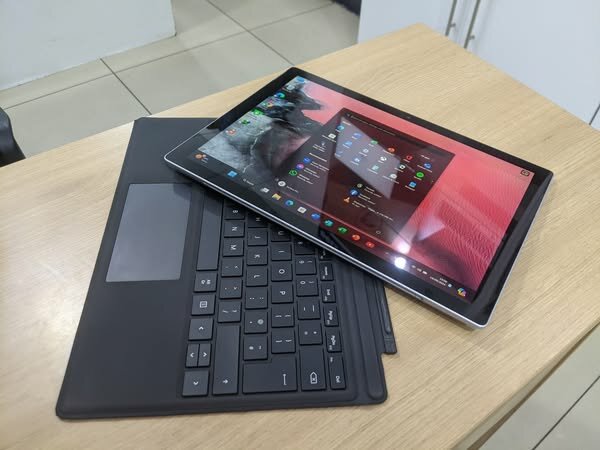 Microsoft Surface Pro 6 