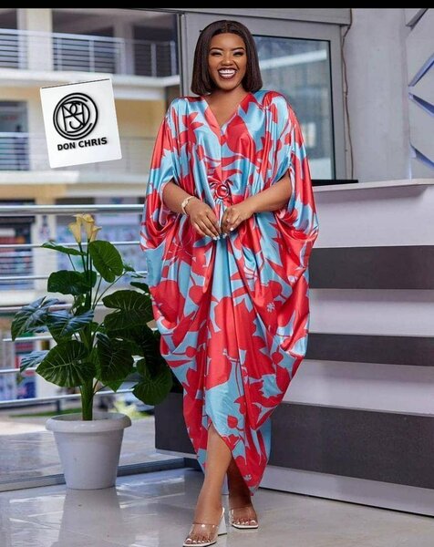 Robe Caftan Fleuri Élégante