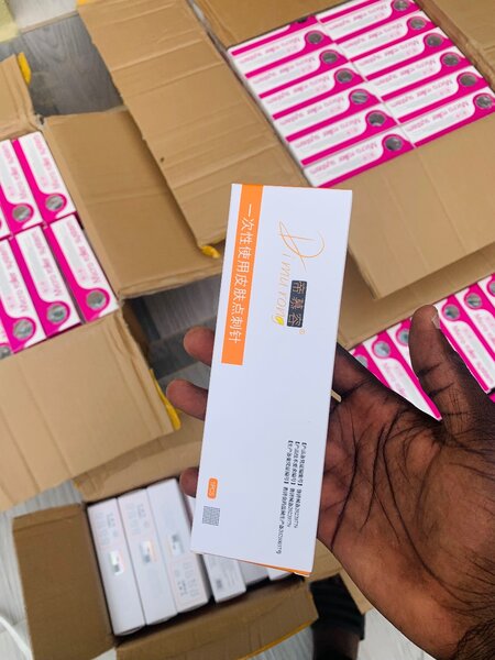 Adjustable mini stamp