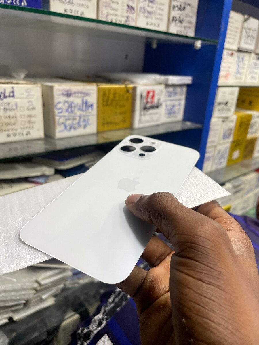 Vitre arrière de iPhone 13promax