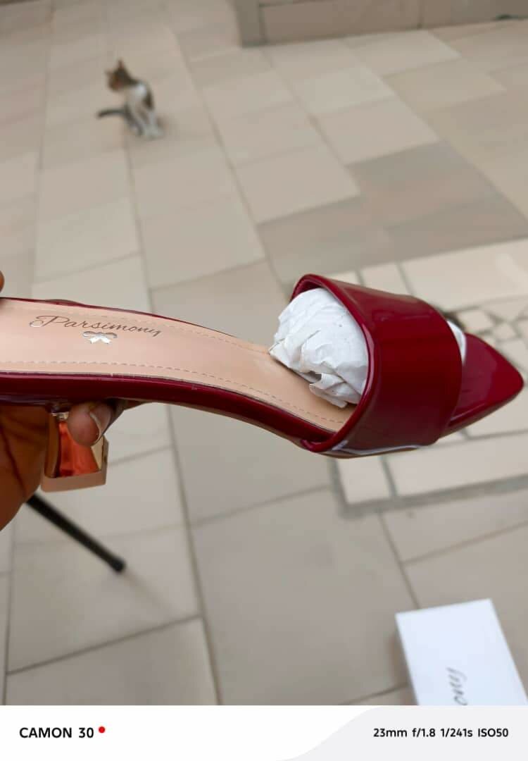 Mules rouges élégantes