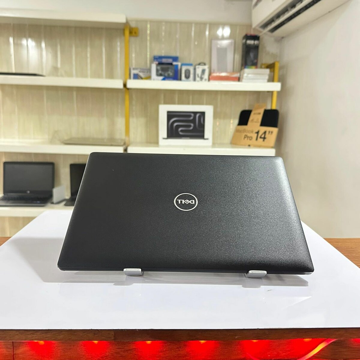 Dell latitude 5400 Core i7 8th