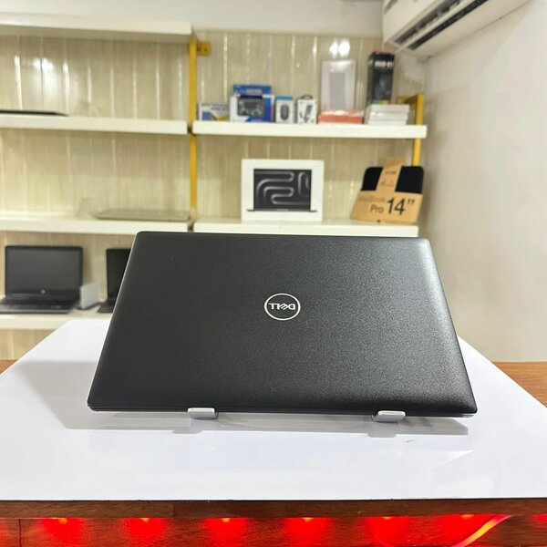Dell latitude 5400 Core i7 8th