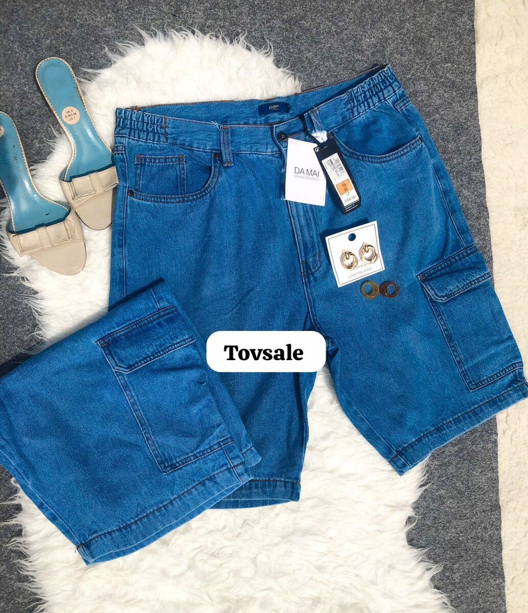 Bermuda shorts and cargo shorts