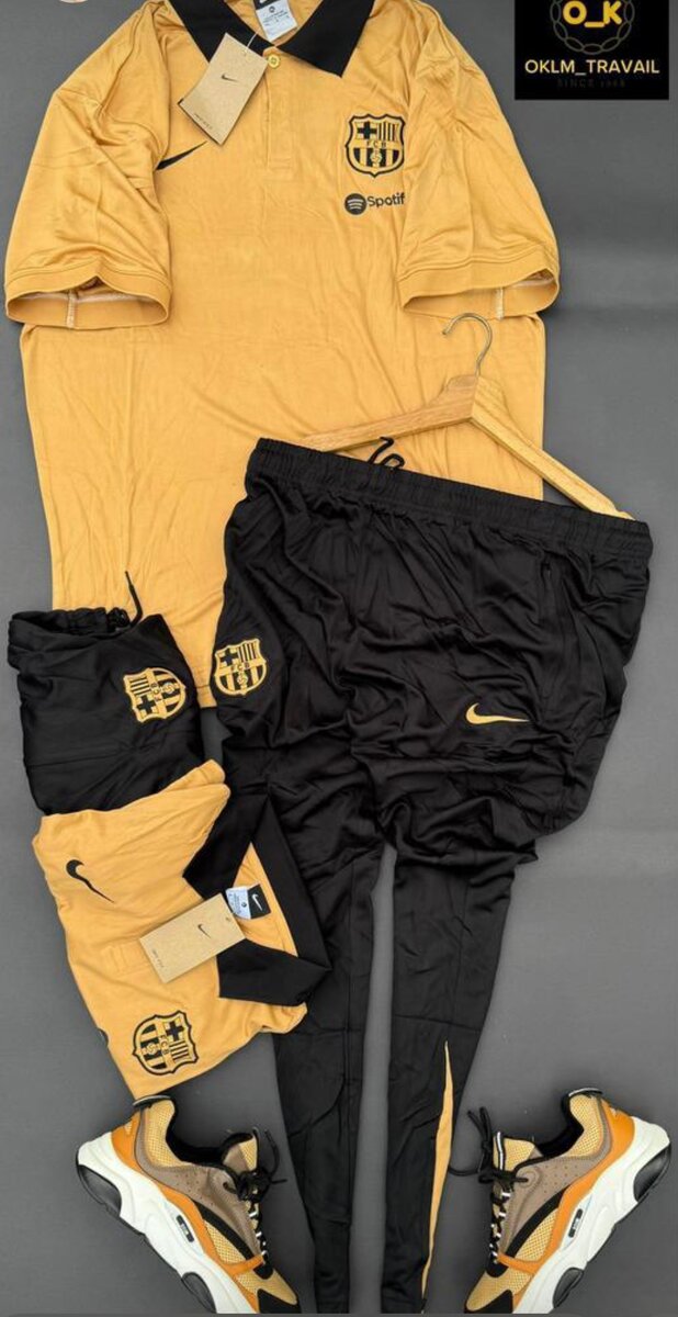 Ensemble de football élégant