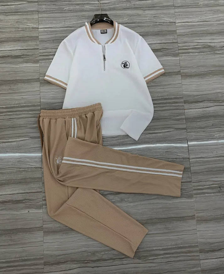 Ensemble sportif élégant