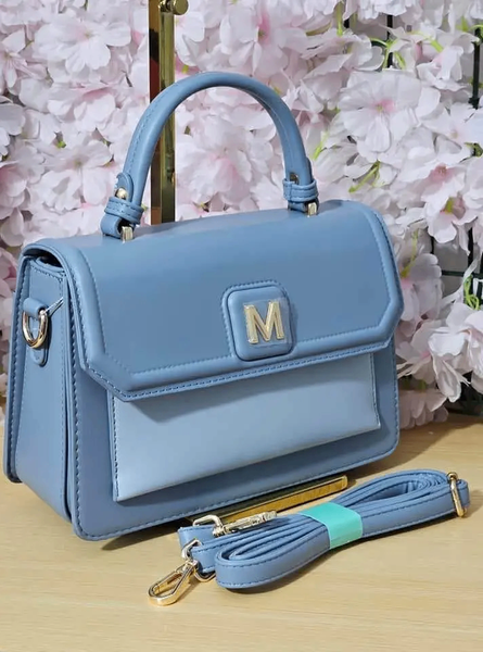 Sac à main en cuir bleu