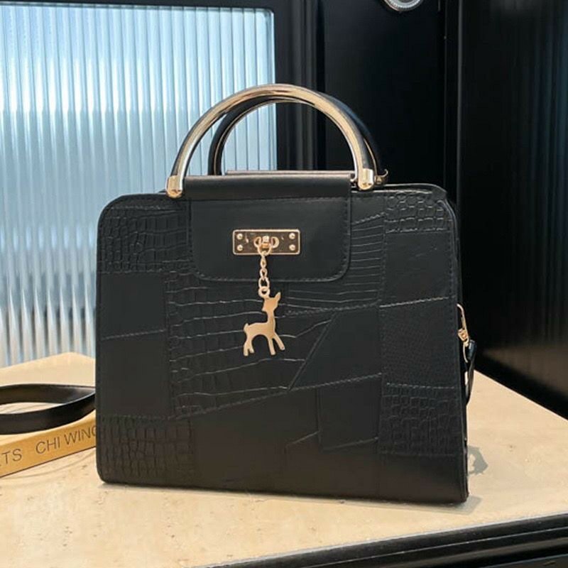 Sac à main en cuir chic