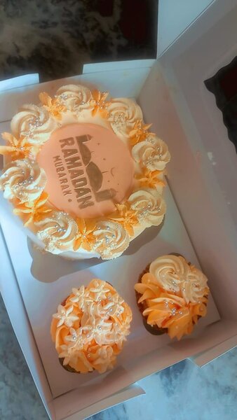 Customized Cakes