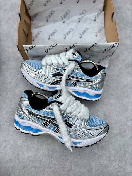 Chaussures de course sport Asics