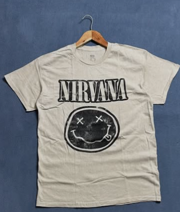 Nirvana t shirt size: M 