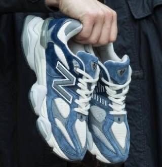 Sneakers en daim bleu