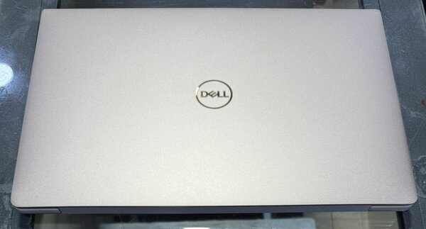 Dell XPS 13