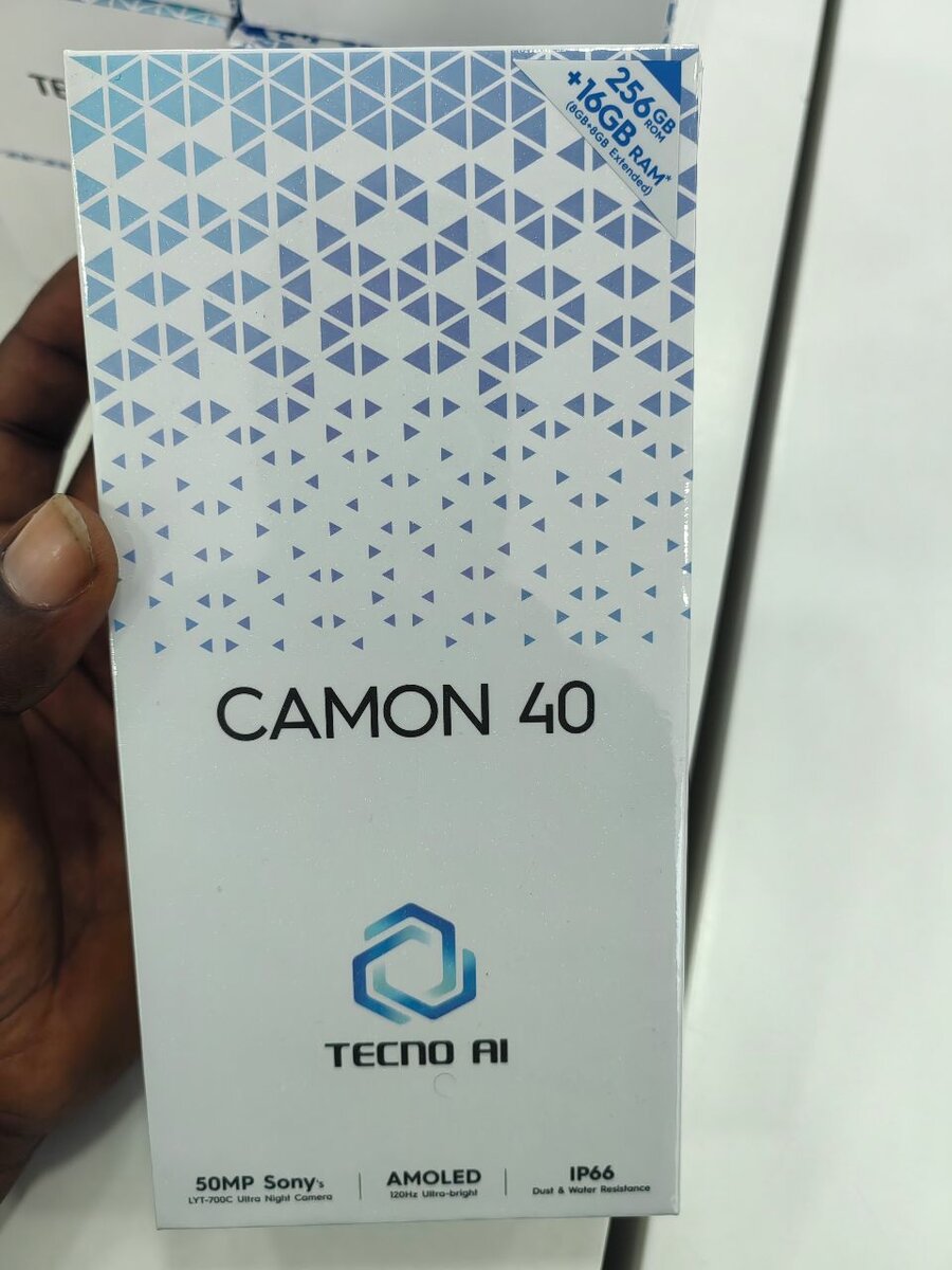 Tecno Camon 40