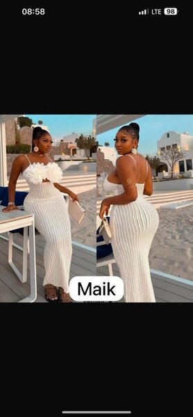 Robe d'été blanche élégante