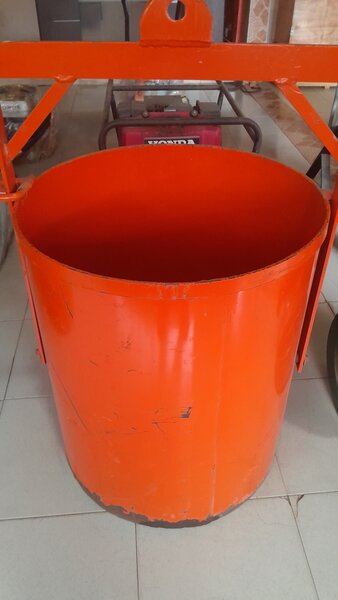 Concrete mixer bucket