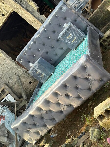 Lit capitonnée deux places