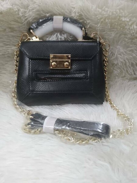 Sac à main cuir élégant