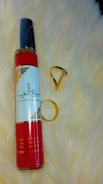 Parfum féminin Amiraat et yara