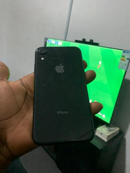 IPHONE XR 128gb