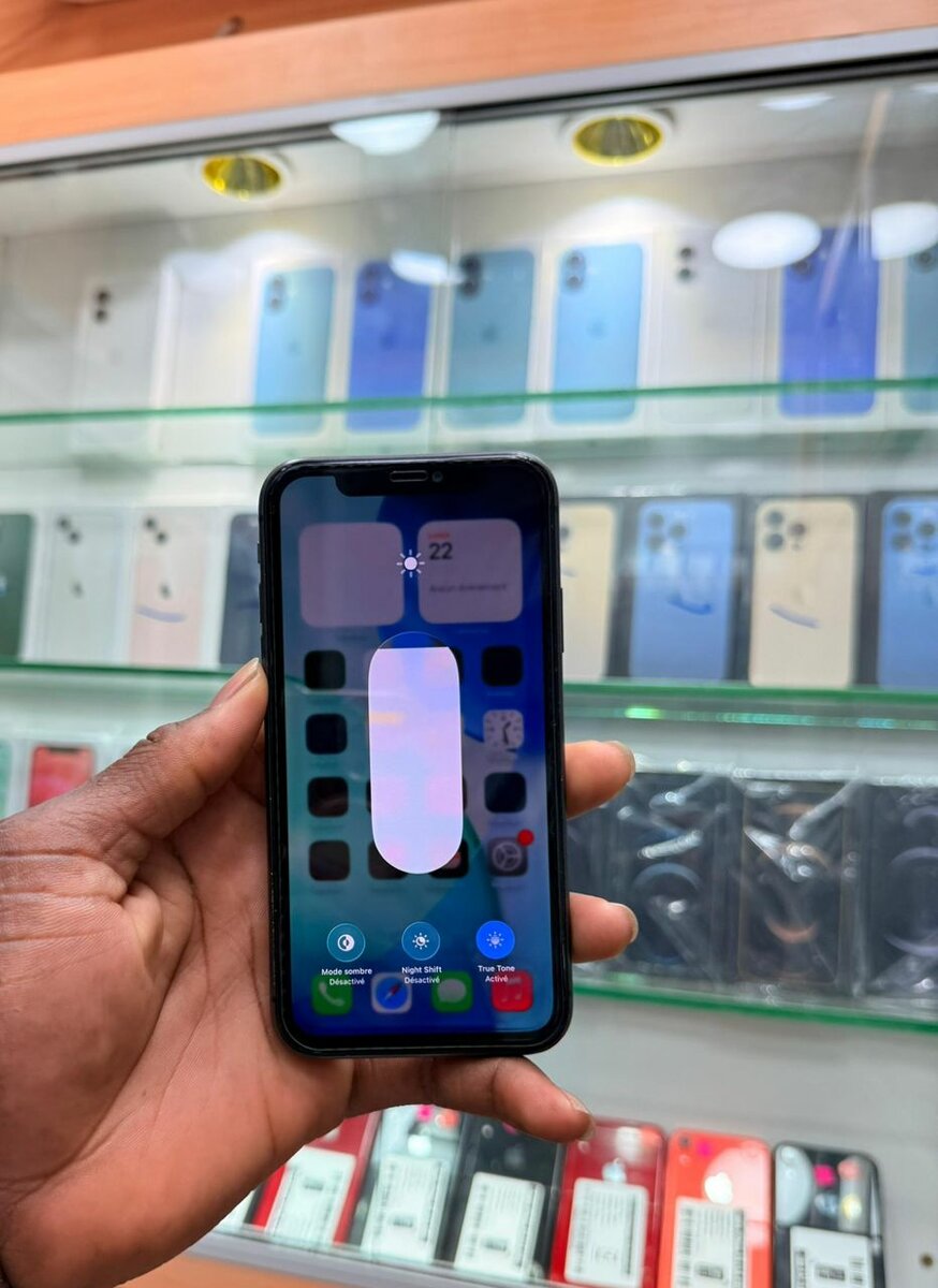 11 simple 64Go  Sans ID