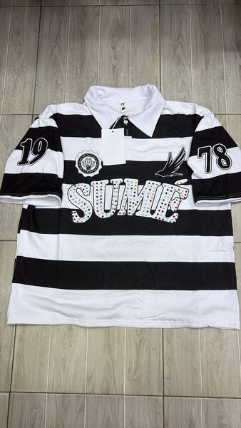 Polo à rayures graphiques