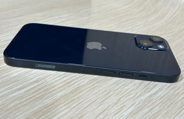iPhone 13 Noir - 128 Go