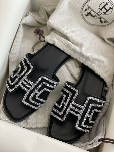 Hermes slippers