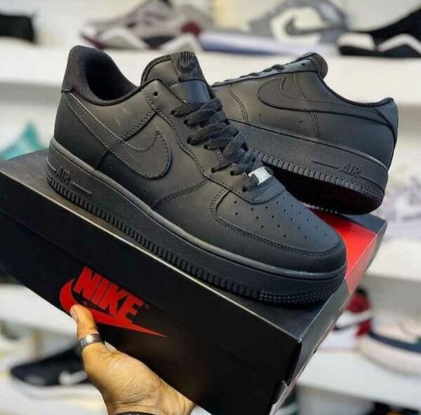 Baskets classiques en cuir