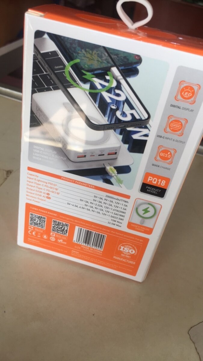 LDNIO magnetic wireless power bank